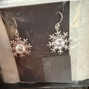 Retired Silpada Sterling Silver & Cubic Zirconia Snowflake Earrings (W1459)